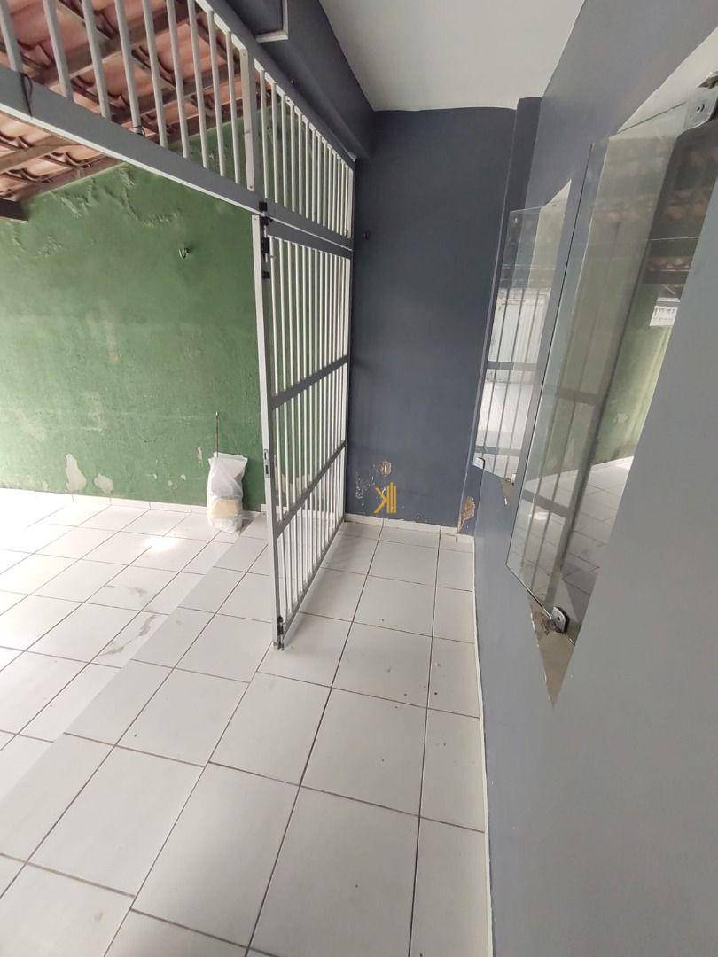 Casa à venda com 2 quartos, 150M2 - Foto 3