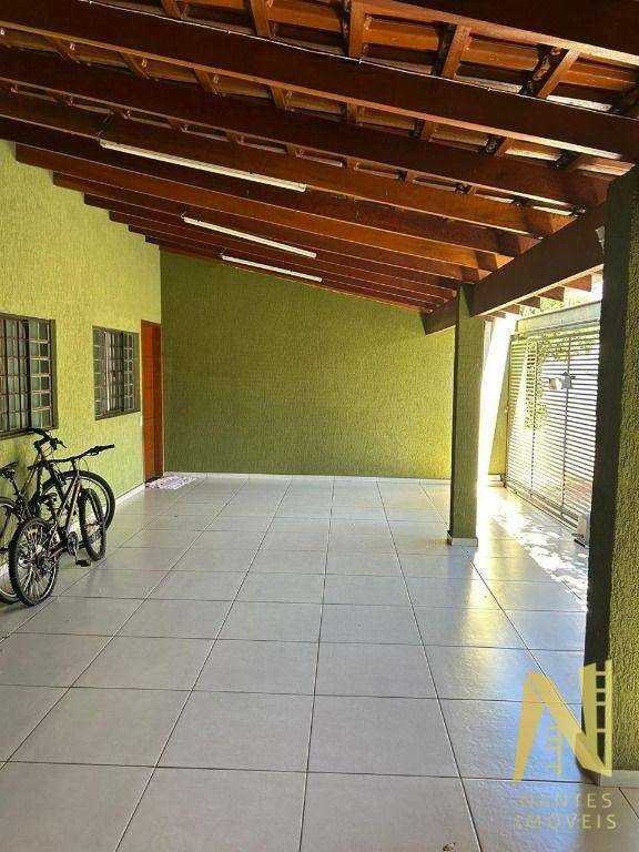 Casa à venda com 3 quartos, 125m² - Foto 9