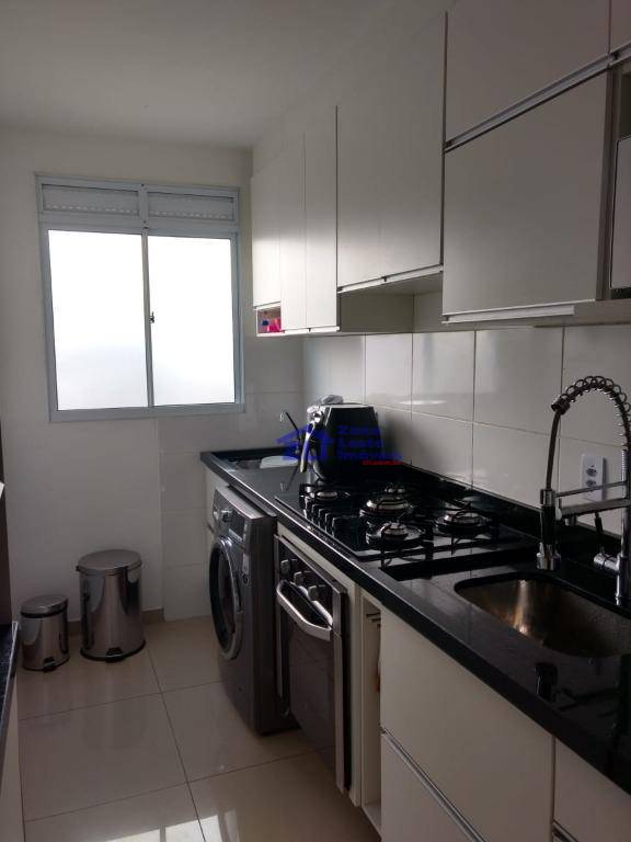 Apartamento à venda com 2 quartos, 48m² - Foto 2