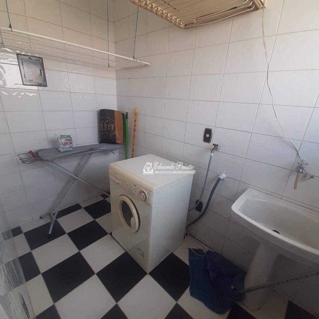 Apartamento para alugar com 2 quartos, 100m² - Foto 12