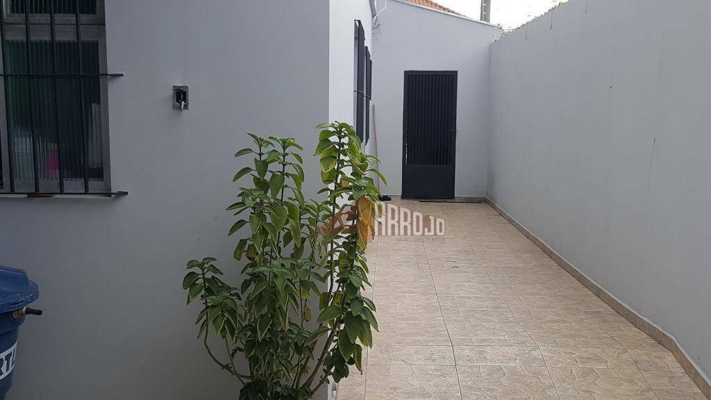 Sobrado à venda com 3 quartos, 235m² - Foto 24