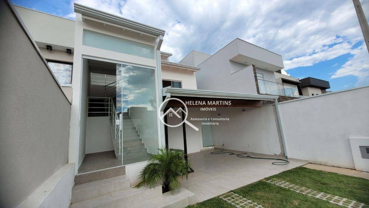 Sobrado à venda com 3 quartos, 134m² - Foto 1