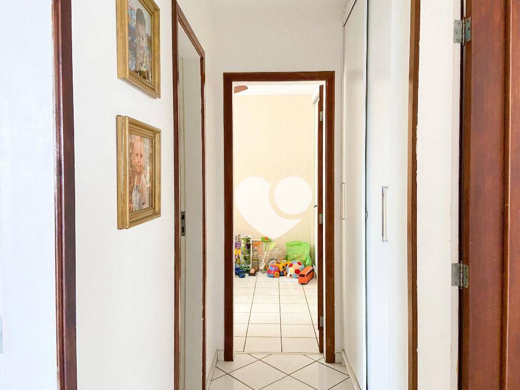 Apartamento à venda com 3 quartos, 140m² - Foto 11