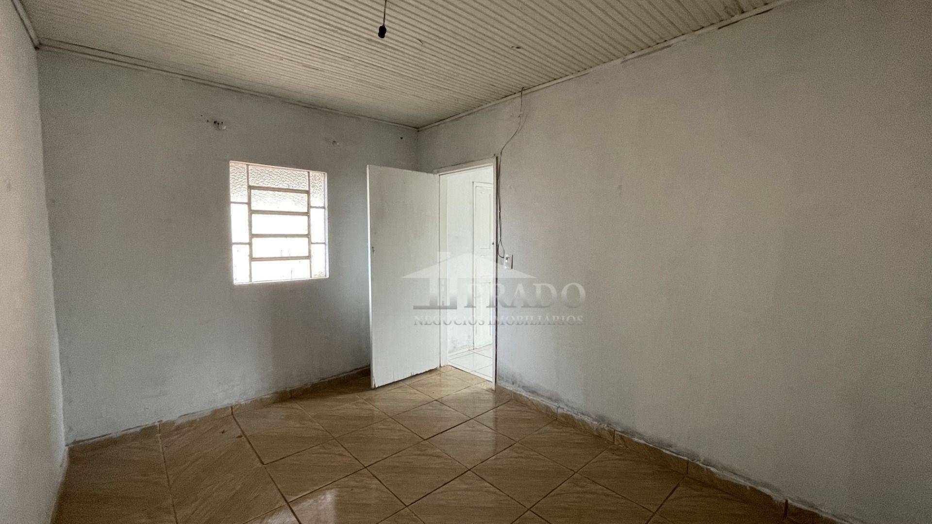 Casa para alugar com 2 quartos, 80m² - Foto 7