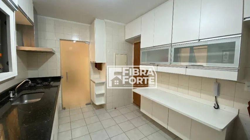 Apartamento à venda com 3 quartos, 131m² - Foto 16