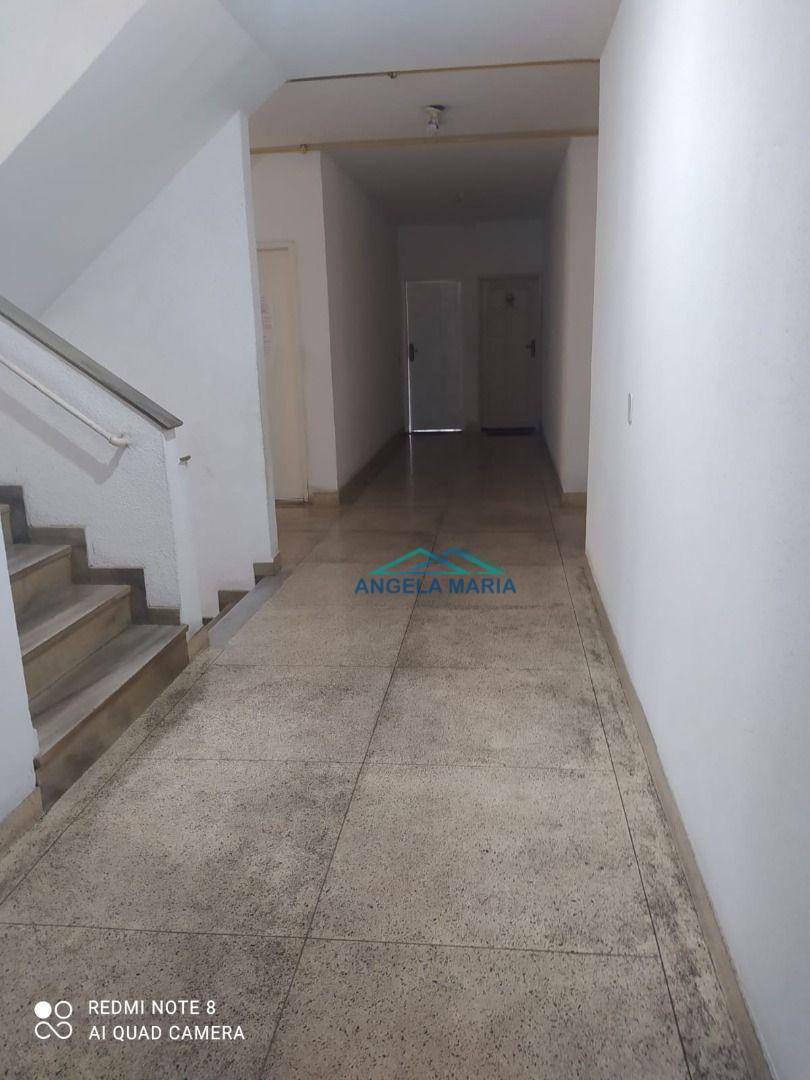 Apartamento à venda com 3 quartos, 96m² - Foto 18