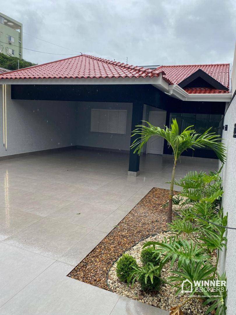 Casa, 3 quartos, 165 m² - Foto 2