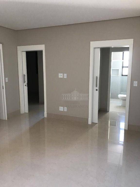 Apartamento, 3 quartos, 204 m² - Foto 5