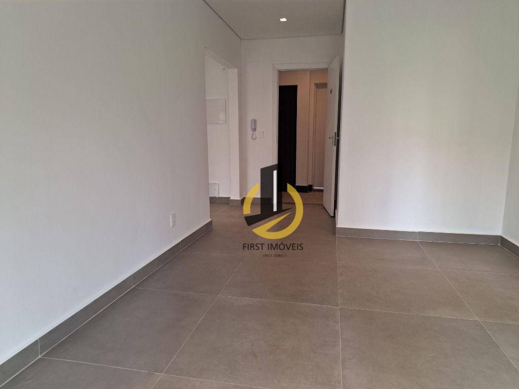 Apartamento para alugar com 1 quarto, 54m² - Foto 5