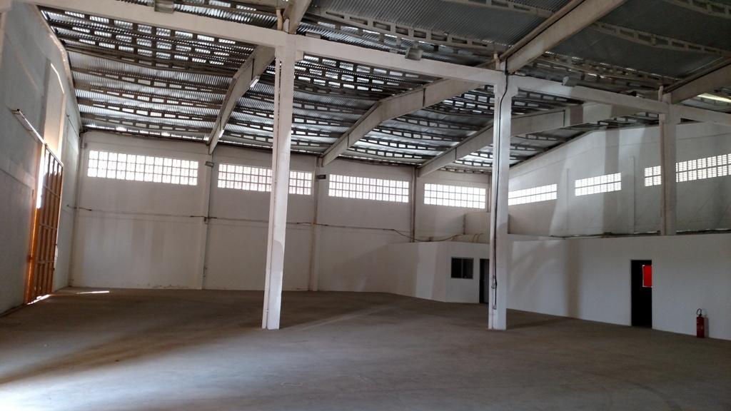 Depósito-Galpão-Armazém para alugar com 1 quarto, 500m² - Foto 8