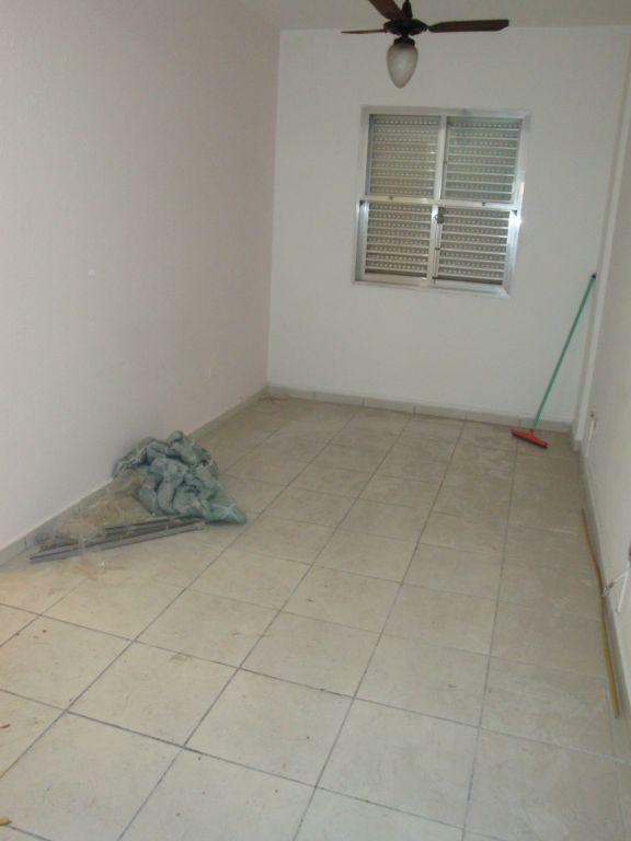 Apartamento à venda com 1 quarto, 37m² - Foto 1