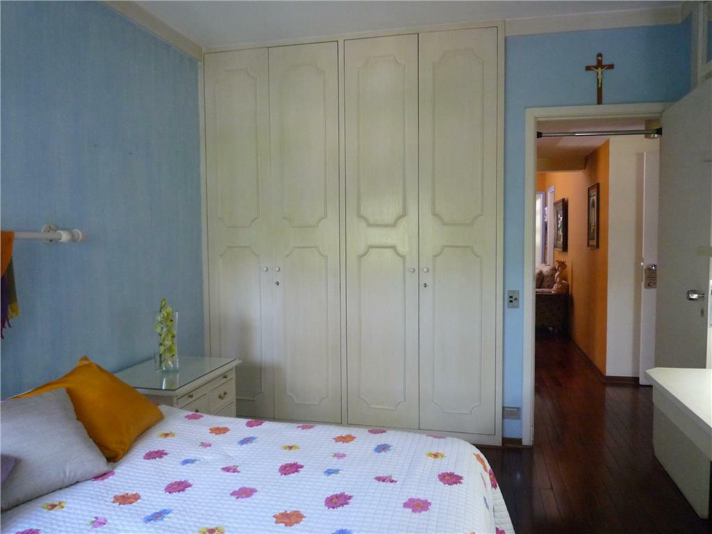 Apartamento à venda e aluguel com 3 quartos, 200m² - Foto 5