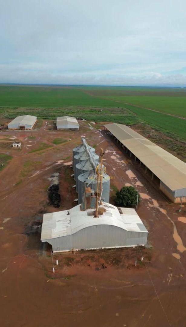 Fazenda à venda com 3 quartos, 159120000M2 - Foto 10