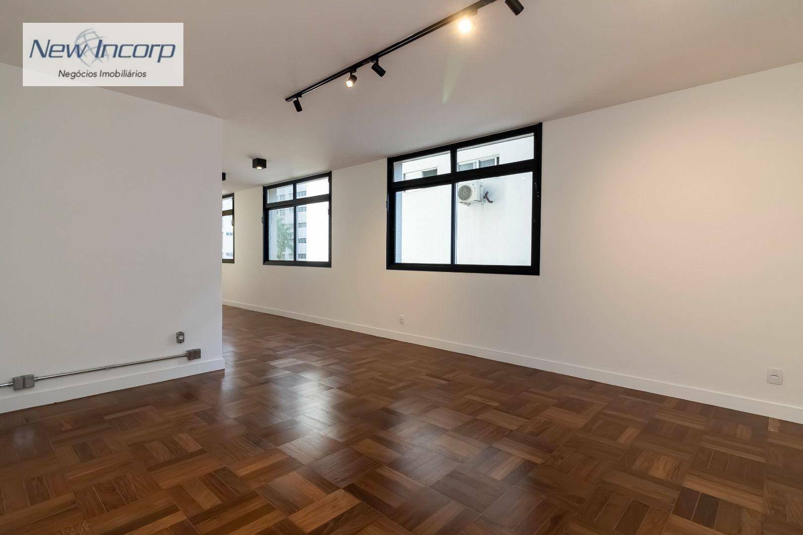 Apartamento à venda com 3 quartos, 231m² - Foto 4