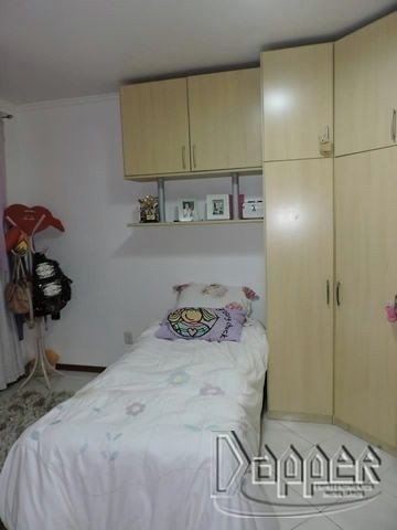 Casa à venda com 3 quartos, 240m² - Foto 14