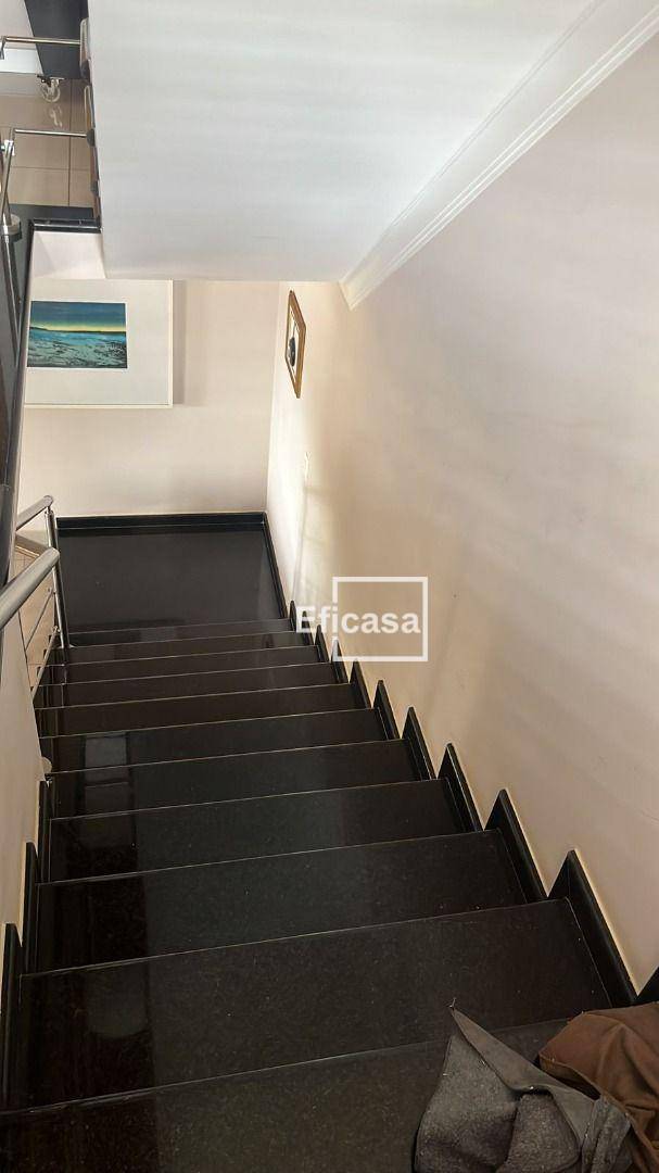 Sobrado à venda com 4 quartos, 450m² - Foto 10