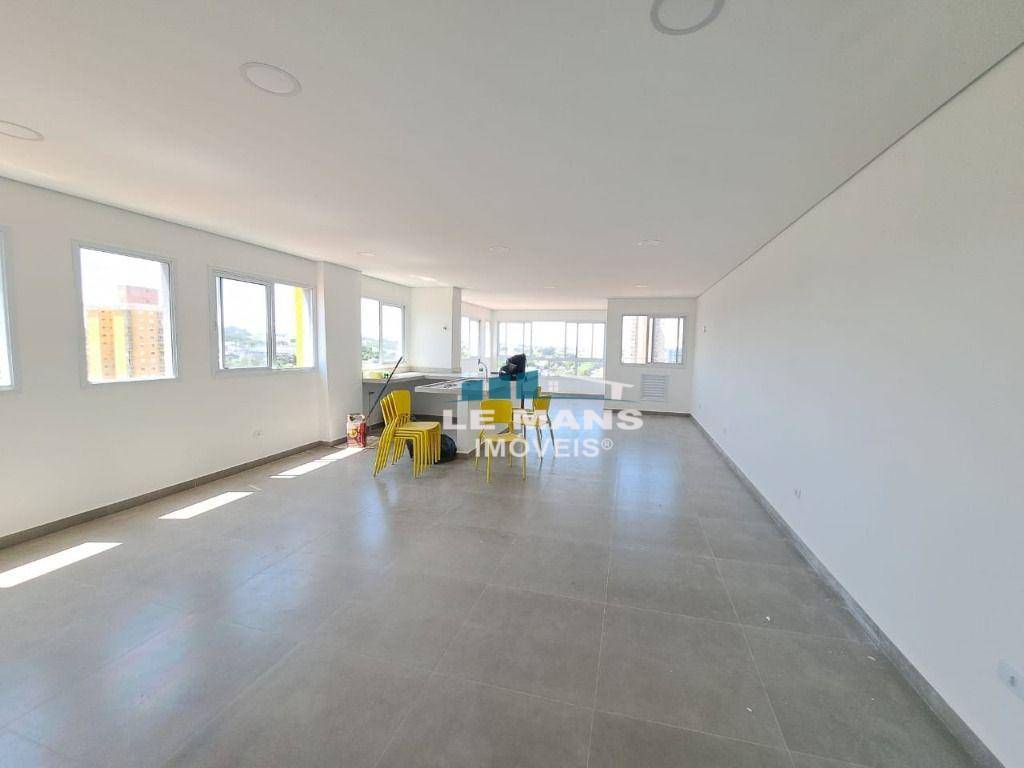 Apartamento à venda com 2 quartos, 74m² - Foto 17