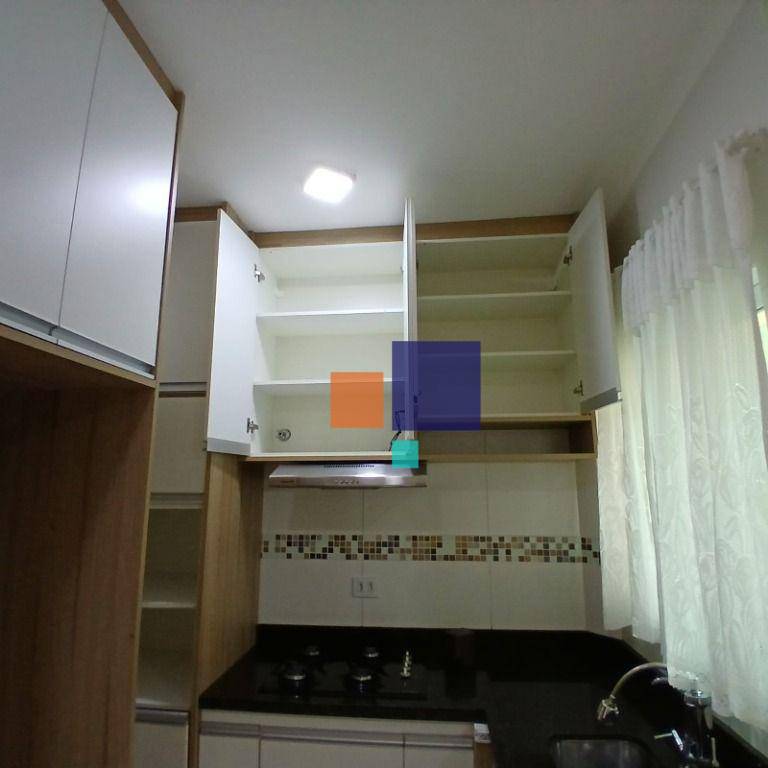 Apartamento à venda com 2 quartos, 49m² - Foto 4