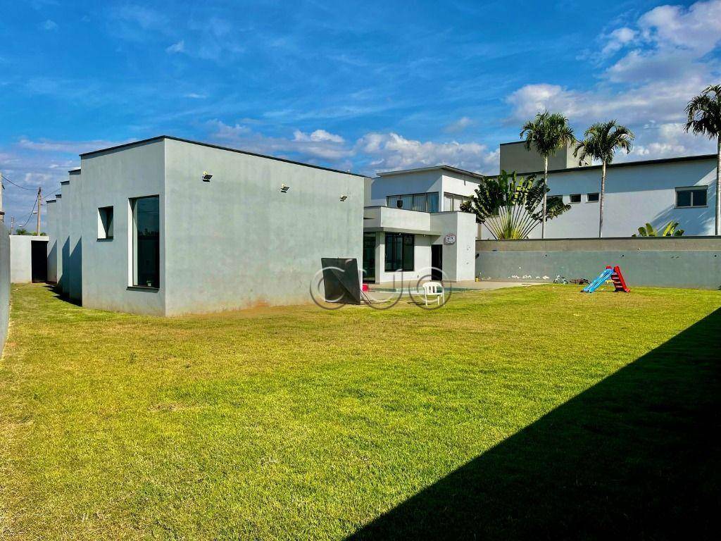 Casa de Condomínio à venda com 4 quartos, 300m² - Foto 5