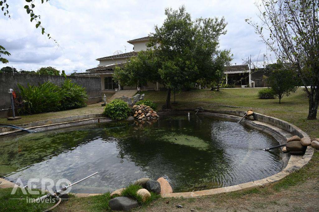 Casa à venda com 5 quartos, 591m² - Foto 4