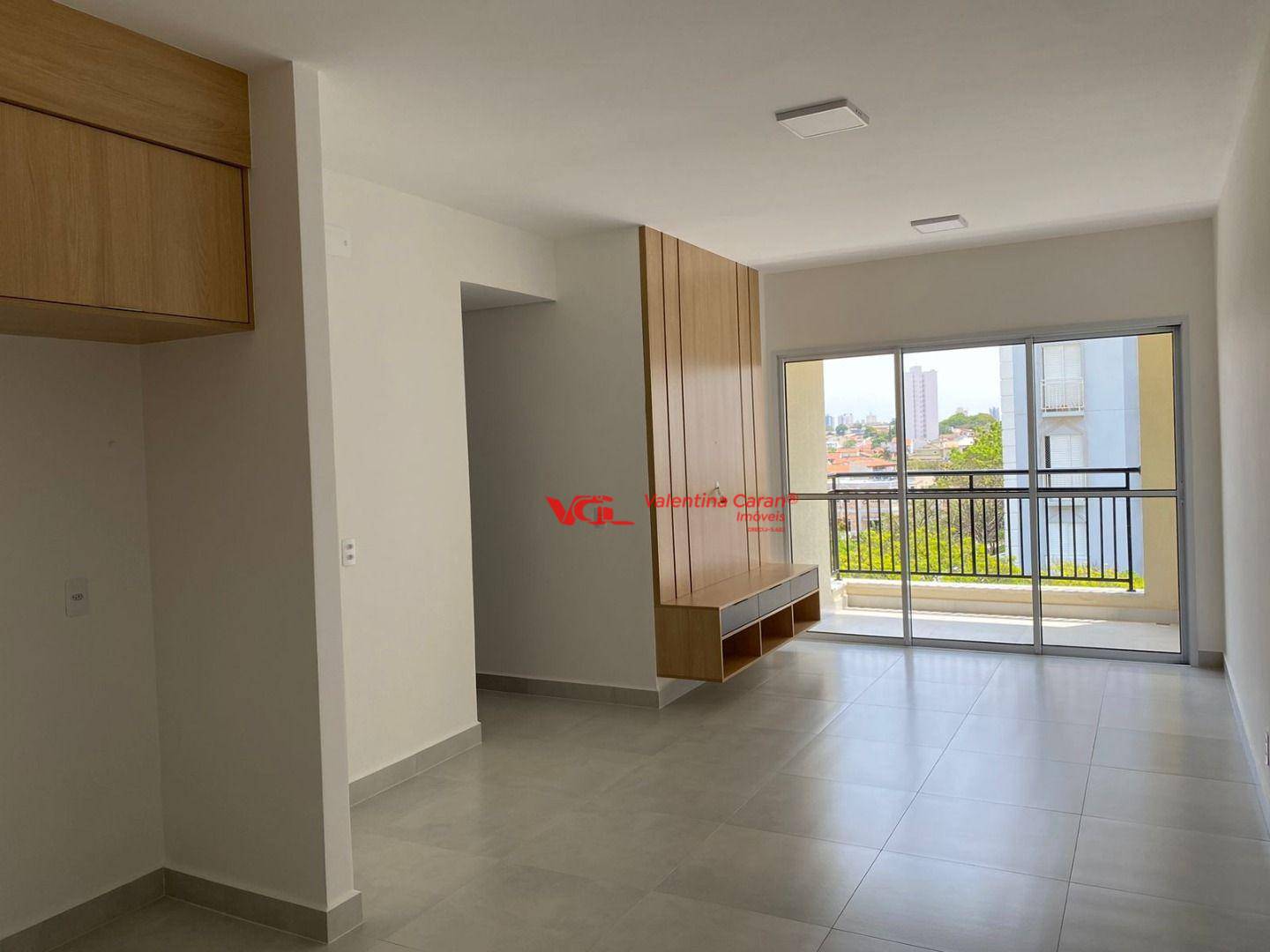 Apartamento para alugar com 3 quartos, 77m² - Foto 1