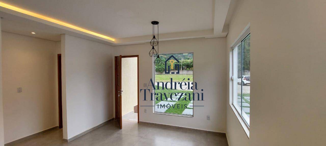 Casa de Condomínio à venda com 3 quartos, 100m² - Foto 9