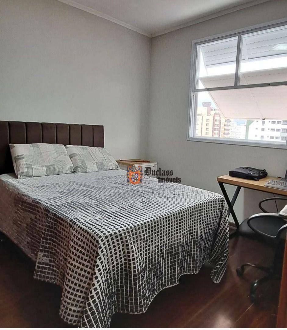 Apartamento à venda com 2 quartos, 75m² - Foto 7