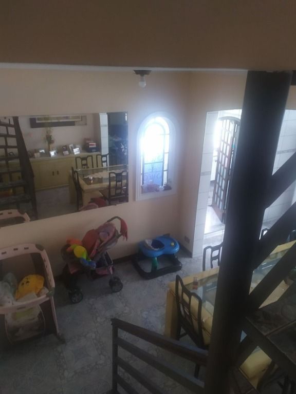 Sobrado à venda com 6 quartos, 320m² - Foto 11