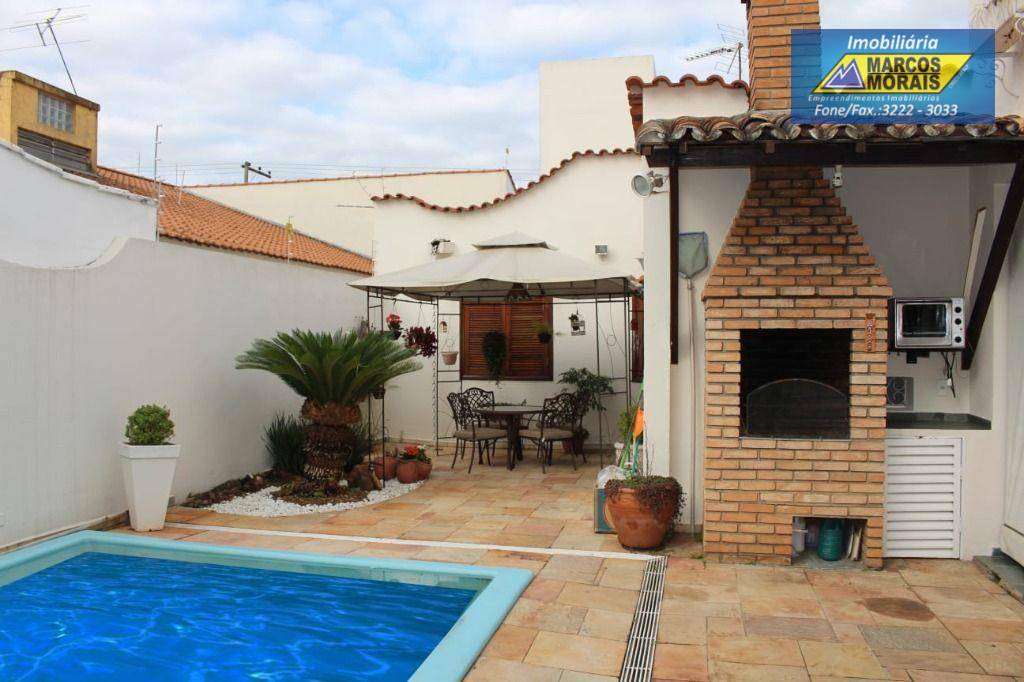 Casa à venda e aluguel com 4 quartos, 255m² - Foto 1