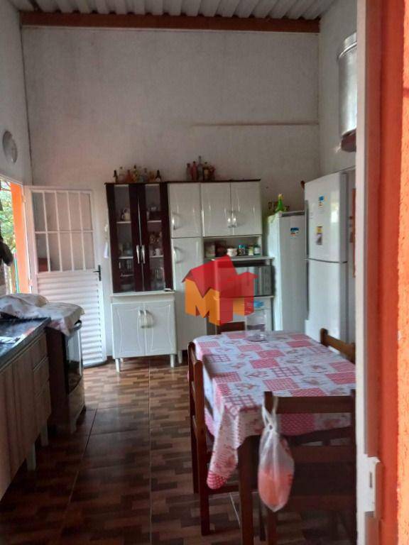 Chácara à venda com 2 quartos, 120m² - Foto 13