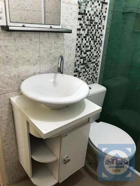 Apartamento para alugar com 2 quartos, 72m² - Foto 11