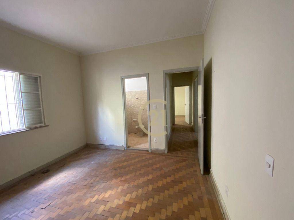 Casa para alugar com 3 quartos, 140m² - Foto 13