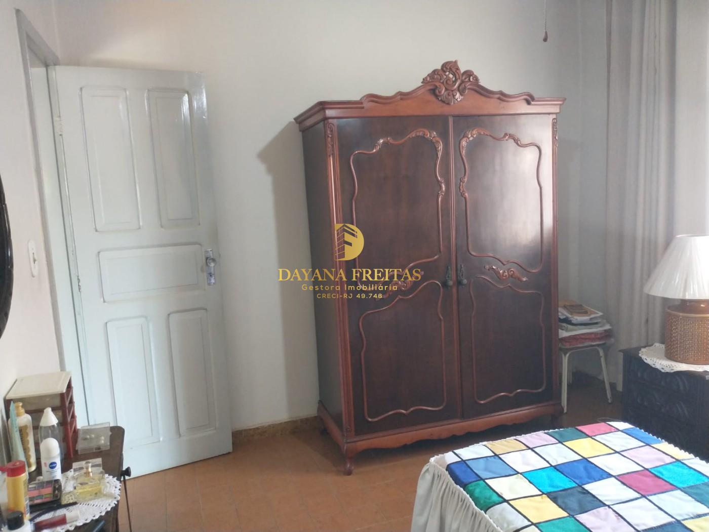 Casa à venda com 3 quartos, 430m² - Foto 14