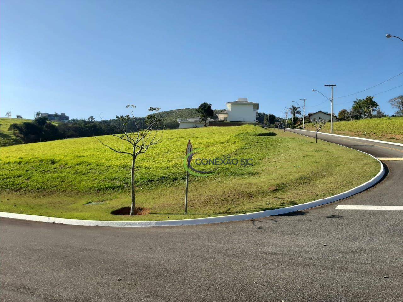 Loteamento e Condomínio, 1300 m² - Foto 1