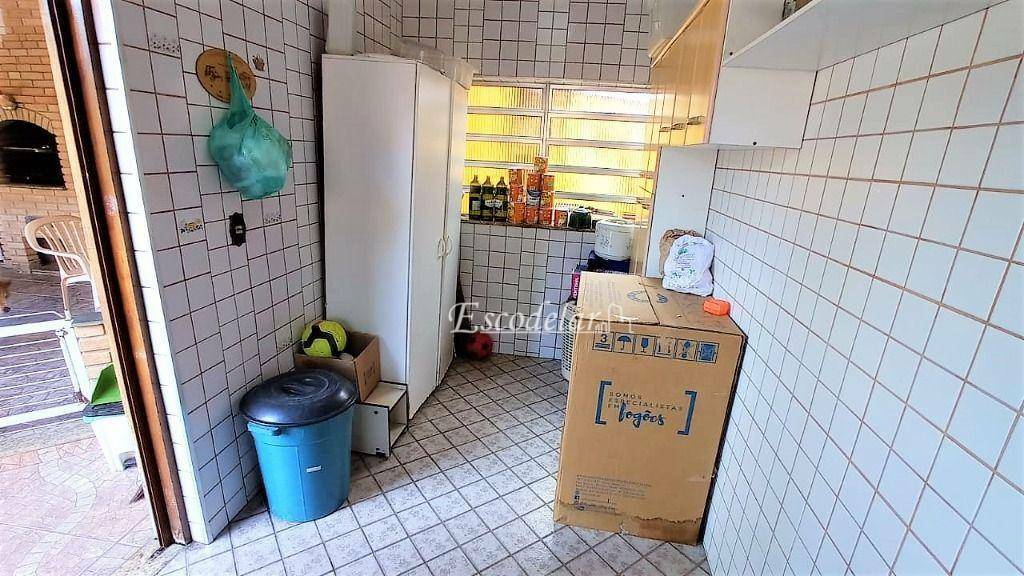 Sobrado à venda com 4 quartos, 350m² - Foto 34