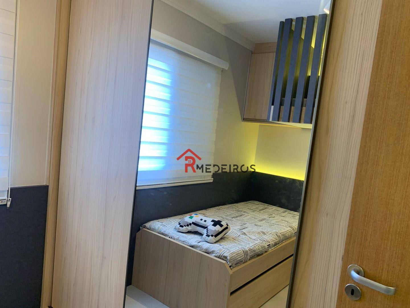 Apartamento à venda com 2 quartos, 66m² - Foto 8