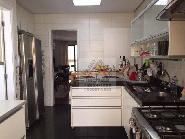 Apartamento à venda com 4 quartos, 196m² - Foto 12