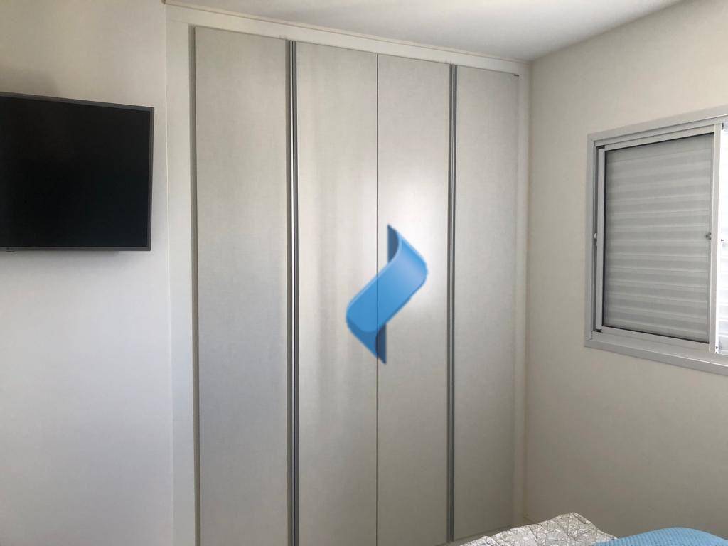 Apartamento à venda com 2 quartos, 70m² - Foto 13