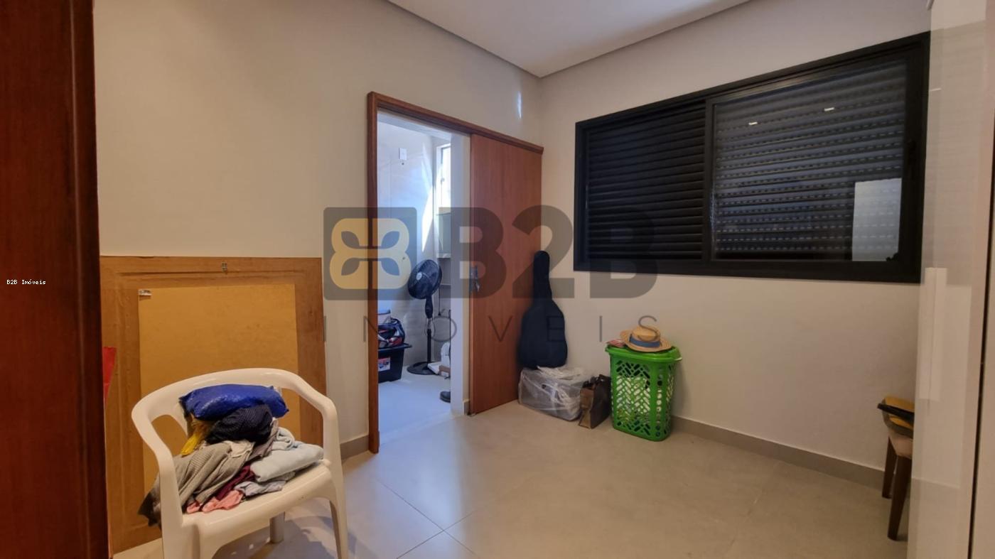 Casa de Condomínio à venda com 3 quartos, 225m² - Foto 9