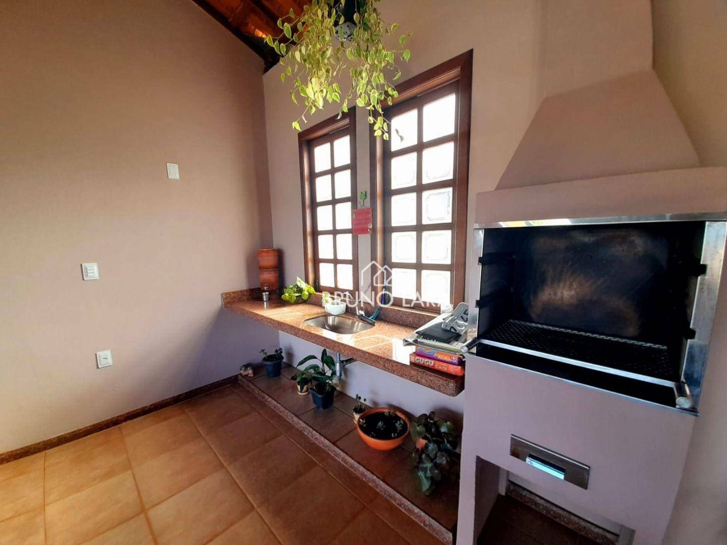 Casa de Condomínio à venda com 4 quartos, 240m² - Foto 28