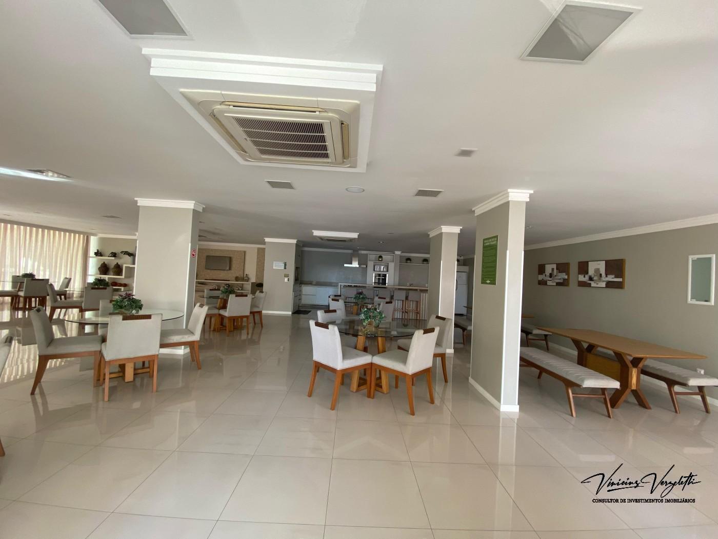 Apartamento para alugar com 2 quartos, 65m² - Foto 35