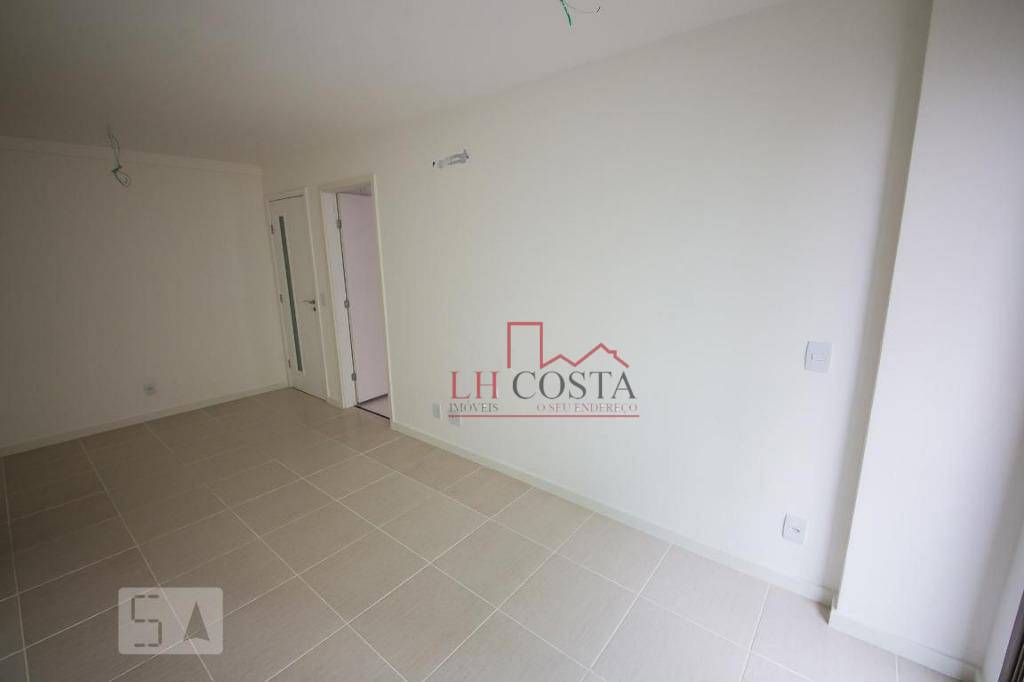 Apartamento à venda com 2 quartos, 60m² - Foto 5