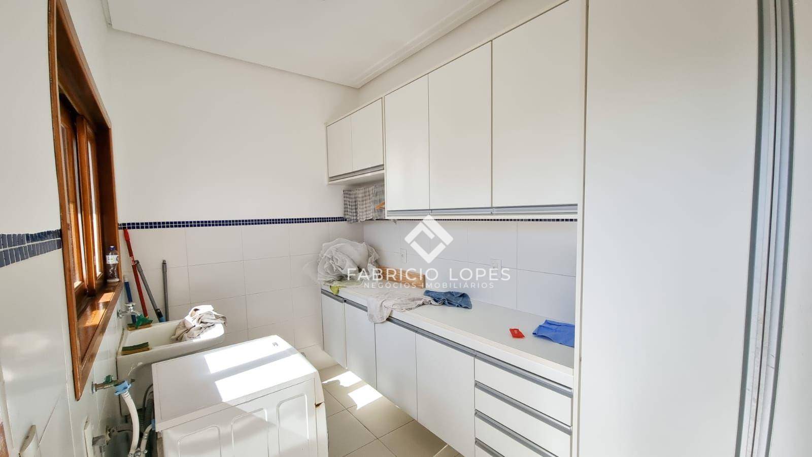 Casa à venda com 3 quartos, 360m² - Foto 33