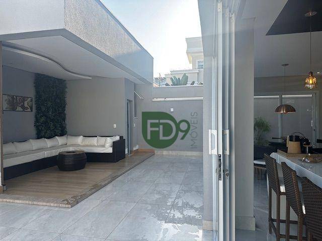 Casa de Condomínio à venda com 3 quartos, 302m² - Foto 8