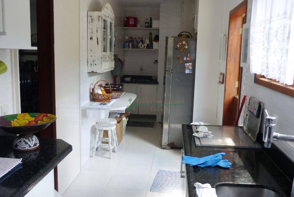 Casa à venda com 3 quartos, 227m² - Foto 36