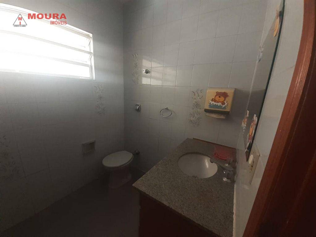 Casa à venda com 3 quartos, 202m² - Foto 14