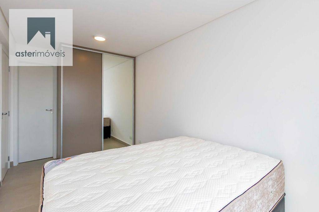 Apartamento para alugar com 2 quartos, 70m² - Foto 21