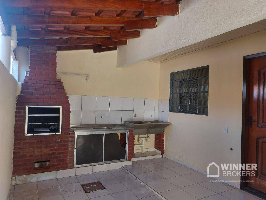 Casa à venda com 4 quartos, 180m² - Foto 27