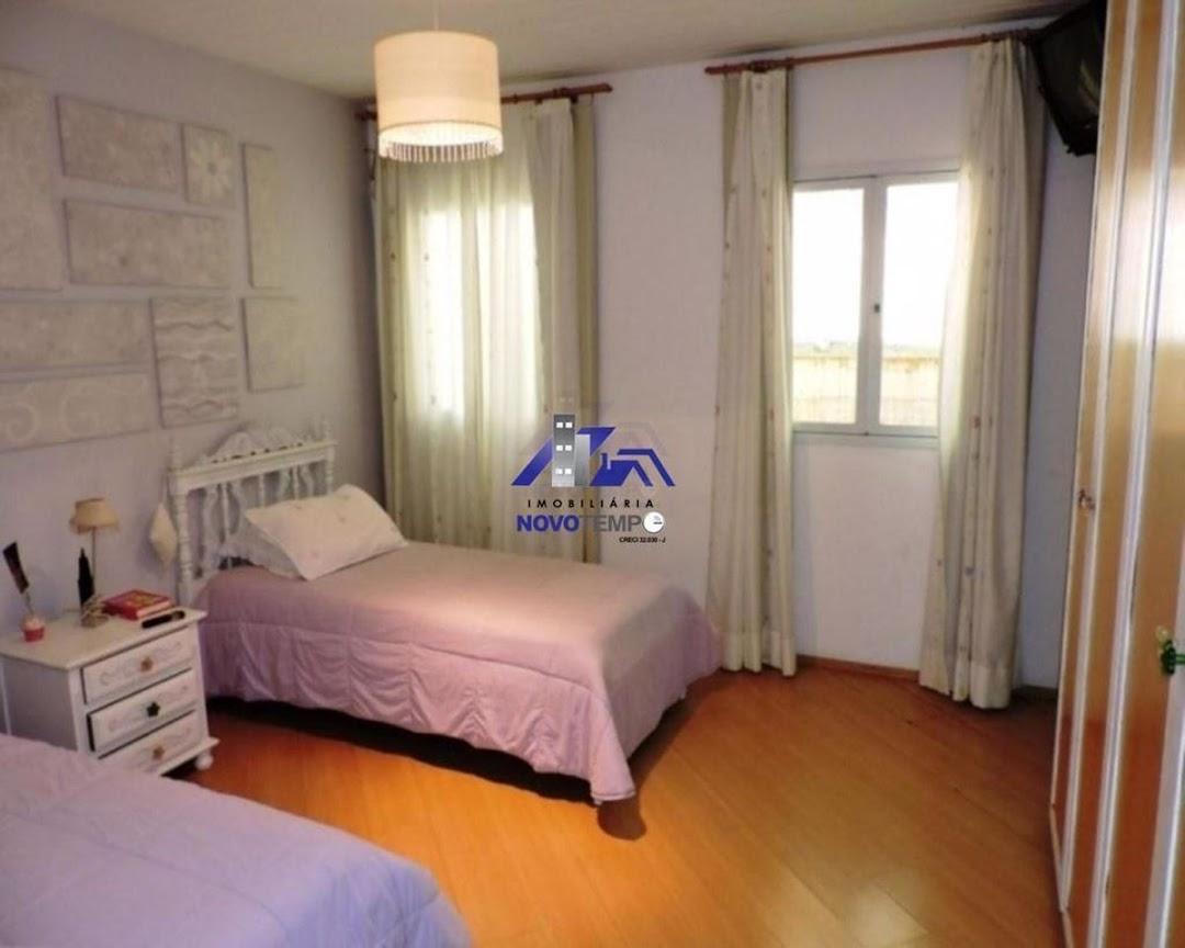 Casa à venda com 3 quartos, 400m² - Foto 22