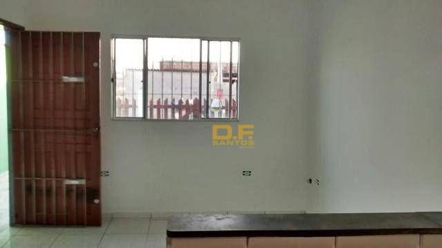 Casa à venda com 2 quartos, 74m² - Foto 4